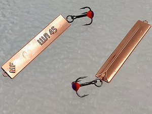 Фото Зимняя блесна литая MF Ice Шпала Лайт подвес 45мм 5,3г медь