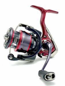 Фото Катушка Daiwa 25 Fuego CS LT3000-C