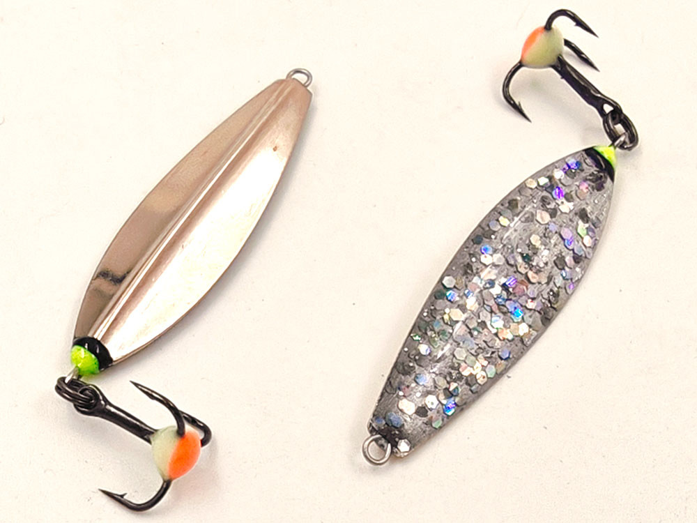 Фотография Зимняя блесна Лиговка 4 37мм подвес мельхиор - серебряный малек