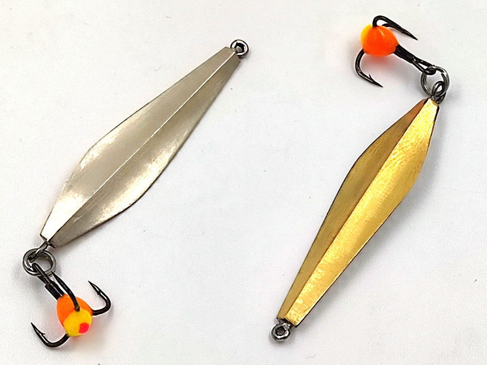 Фотография Зимняя блесна Ведьма PRO Лайт 40мм 3,1г подвес серебро-латунь