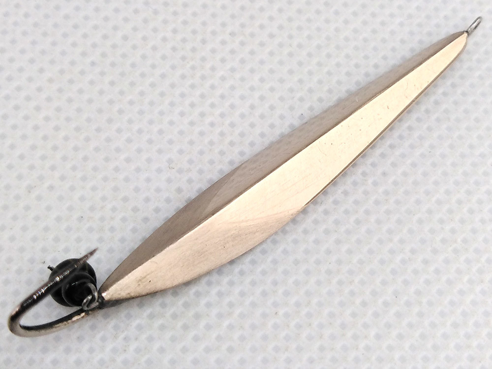 Фотография Зимняя блесна Y Маралистик90 впай 50мм мельхиор