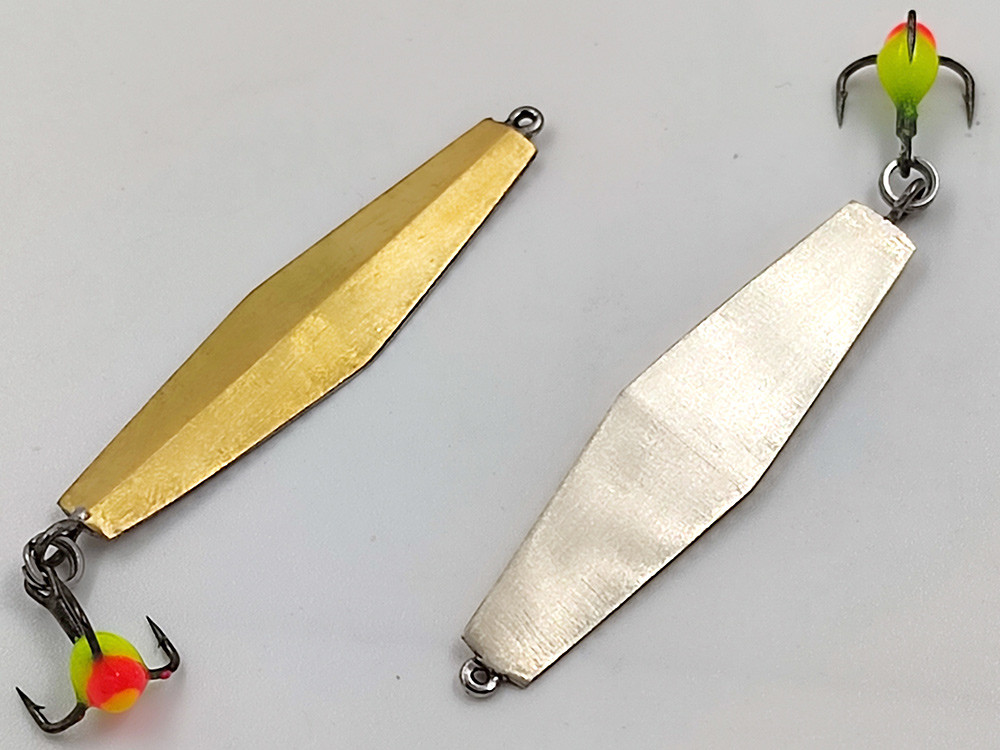 Фотография Зимняя блесна ПолуРомб Витебский 40мм 2,3г подвес серебро-латунь