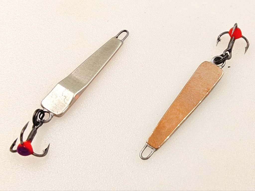 Фотография Зимняя блесна окуневая СС27 подвес серебро-бериль