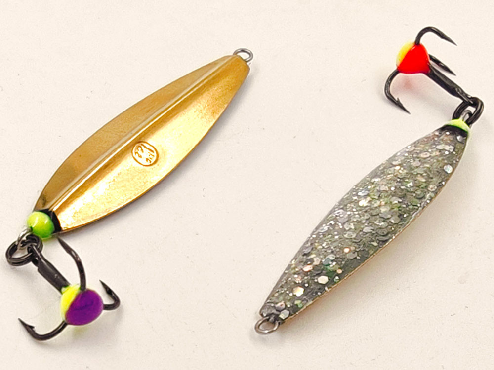 Фотография Зимняя блесна Лиговка 4 37мм подвес латунь - серебряный малек