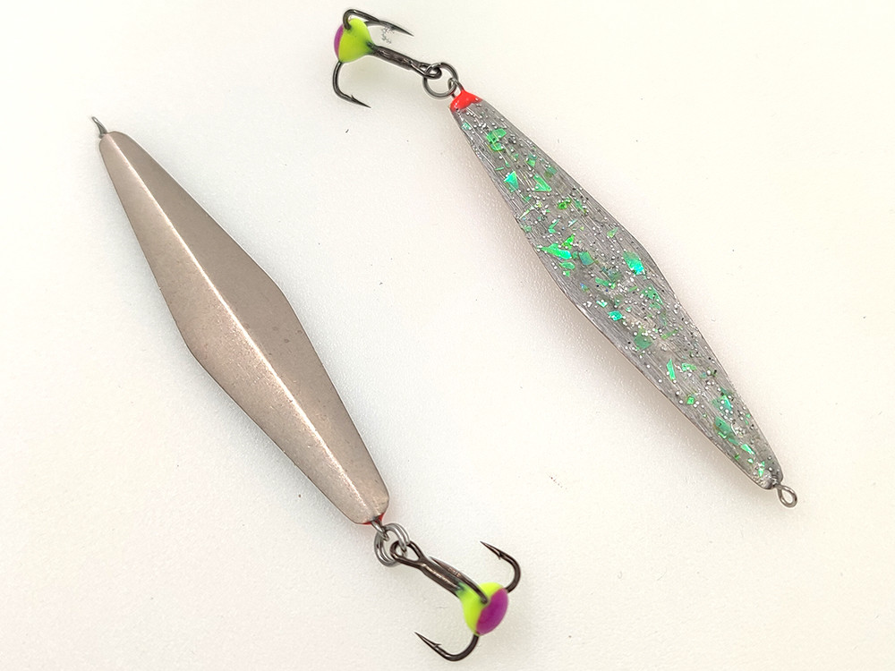 Фотография Зимняя блесна Кобона 5 57мм мельхиор - зеленый малек