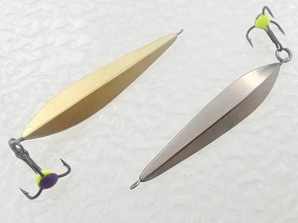 Фотография Зимняя блесна Блик 120 мельхиор-латунь 40мм